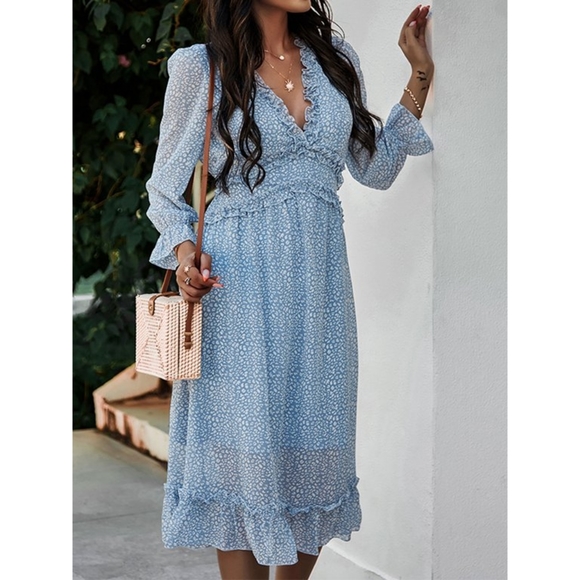 Boho floral midi dress with ruffle detail - Picture 2 of 4